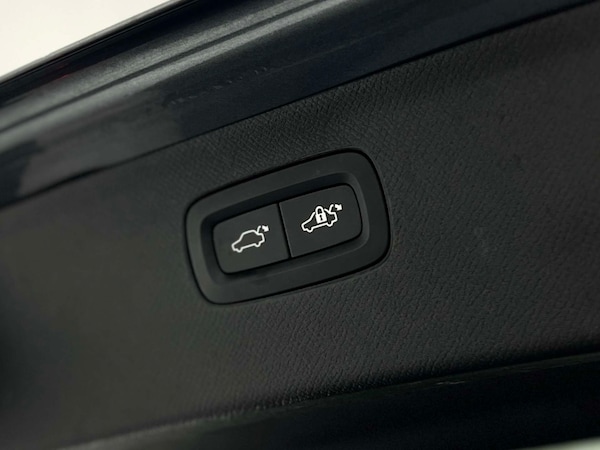 Used Volvo XC90 2018 for sale - 75762091: Photo 32