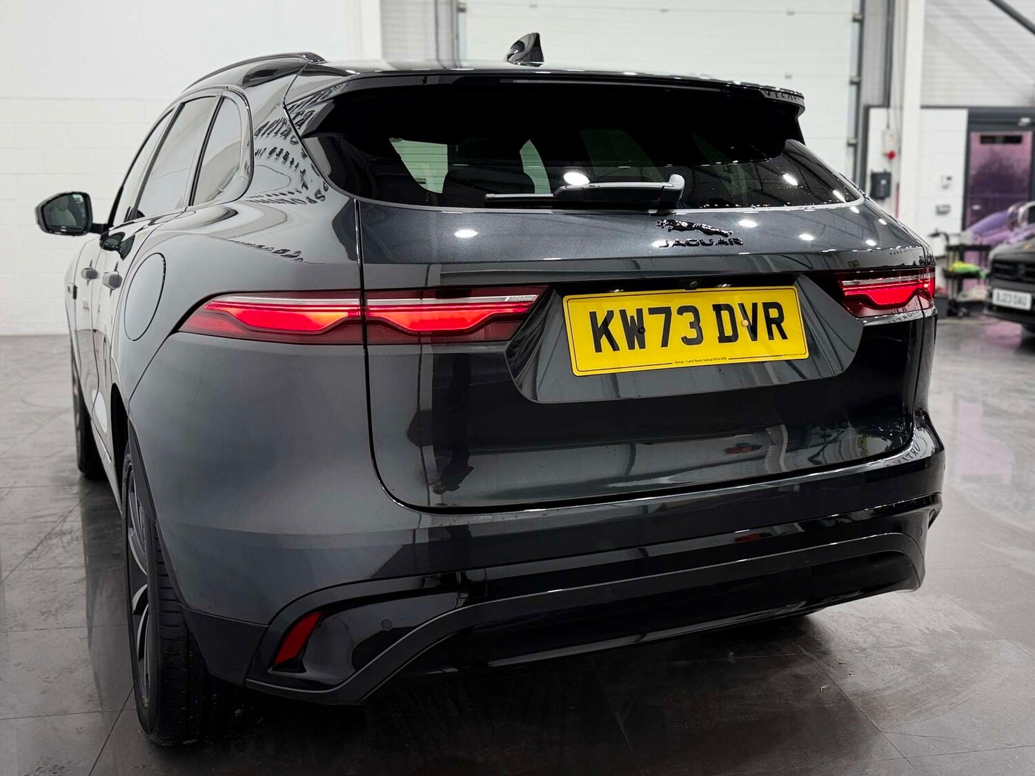 Used Jaguar F-Pace 2023 for sale - 77833864: Photo 11