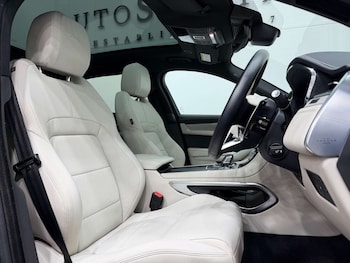 Used Jaguar F-Pace 2023 for sale - 77833864: Photo