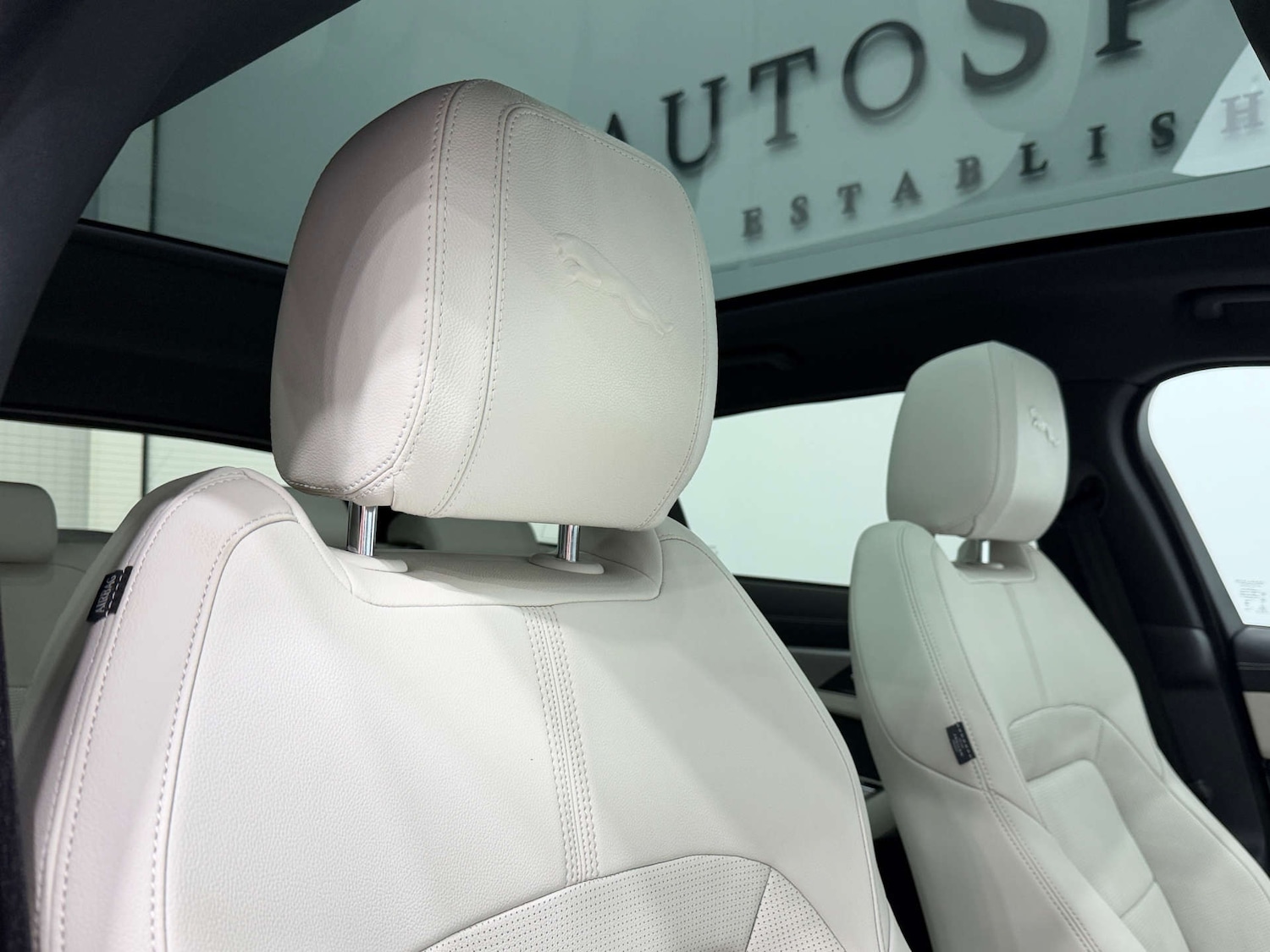 Used Jaguar F-Pace 2023 for sale - 77833864: Photo 41