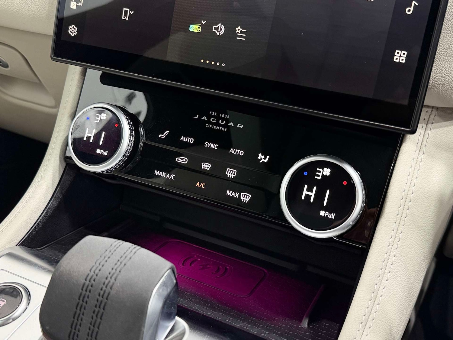 Used Jaguar F-Pace 2023 for sale - 77833864: Photo 47