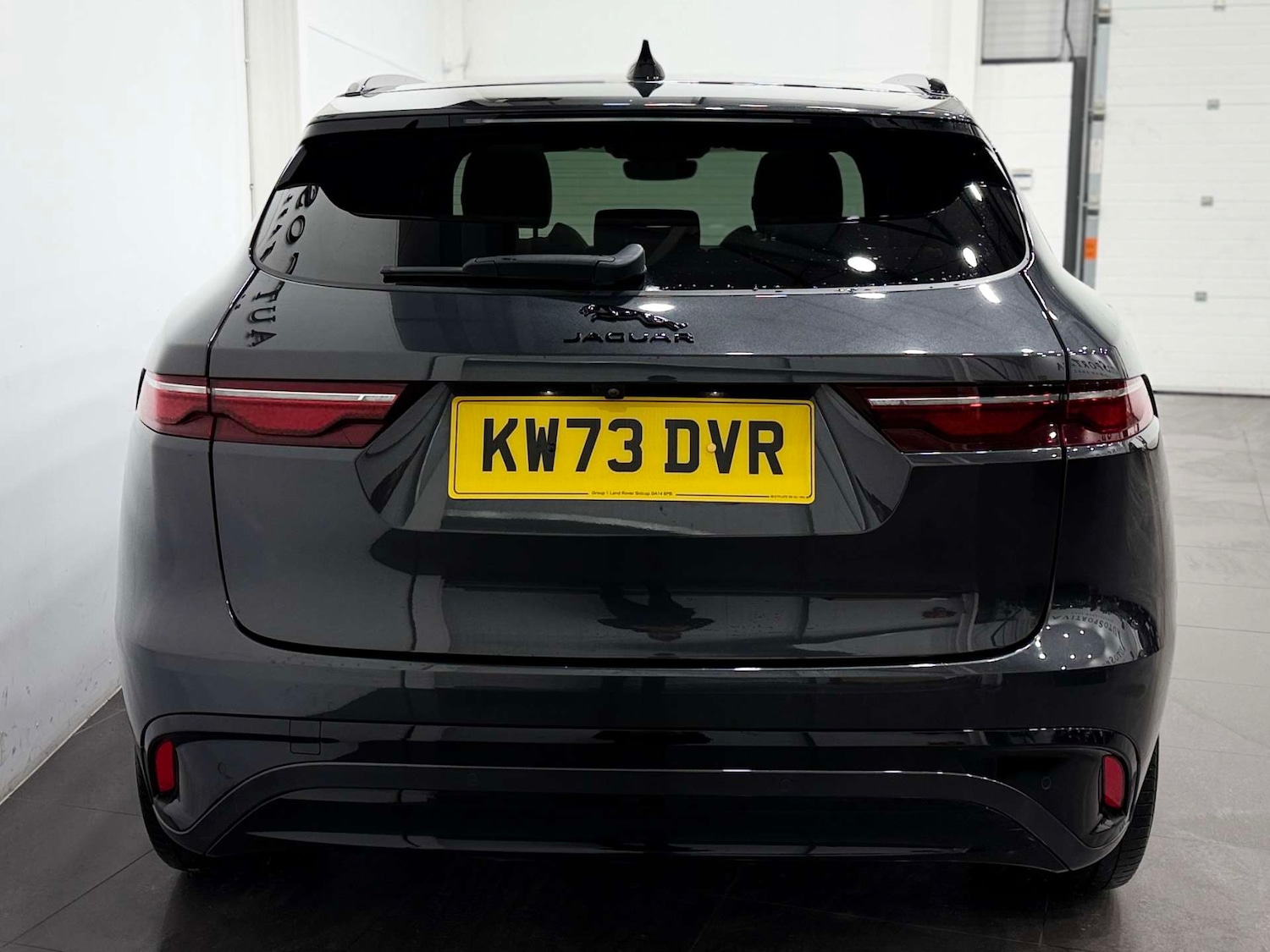 Used Jaguar F-Pace 2023 for sale - 77833864: Photo 9
