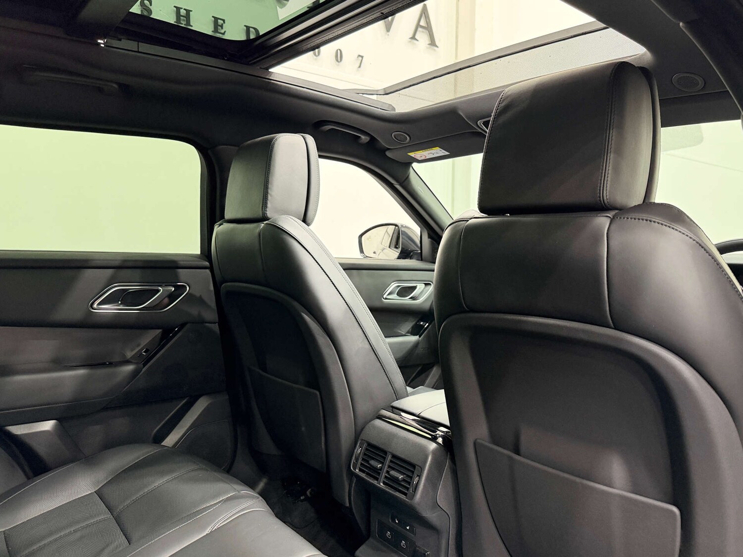 Used Land Rover Range Rover Velar 2023 for sale - 77211853: Photo 18