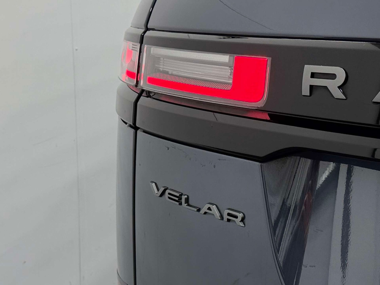 Used Land Rover Range Rover Velar 2023 for sale - 77211853: Photo 28