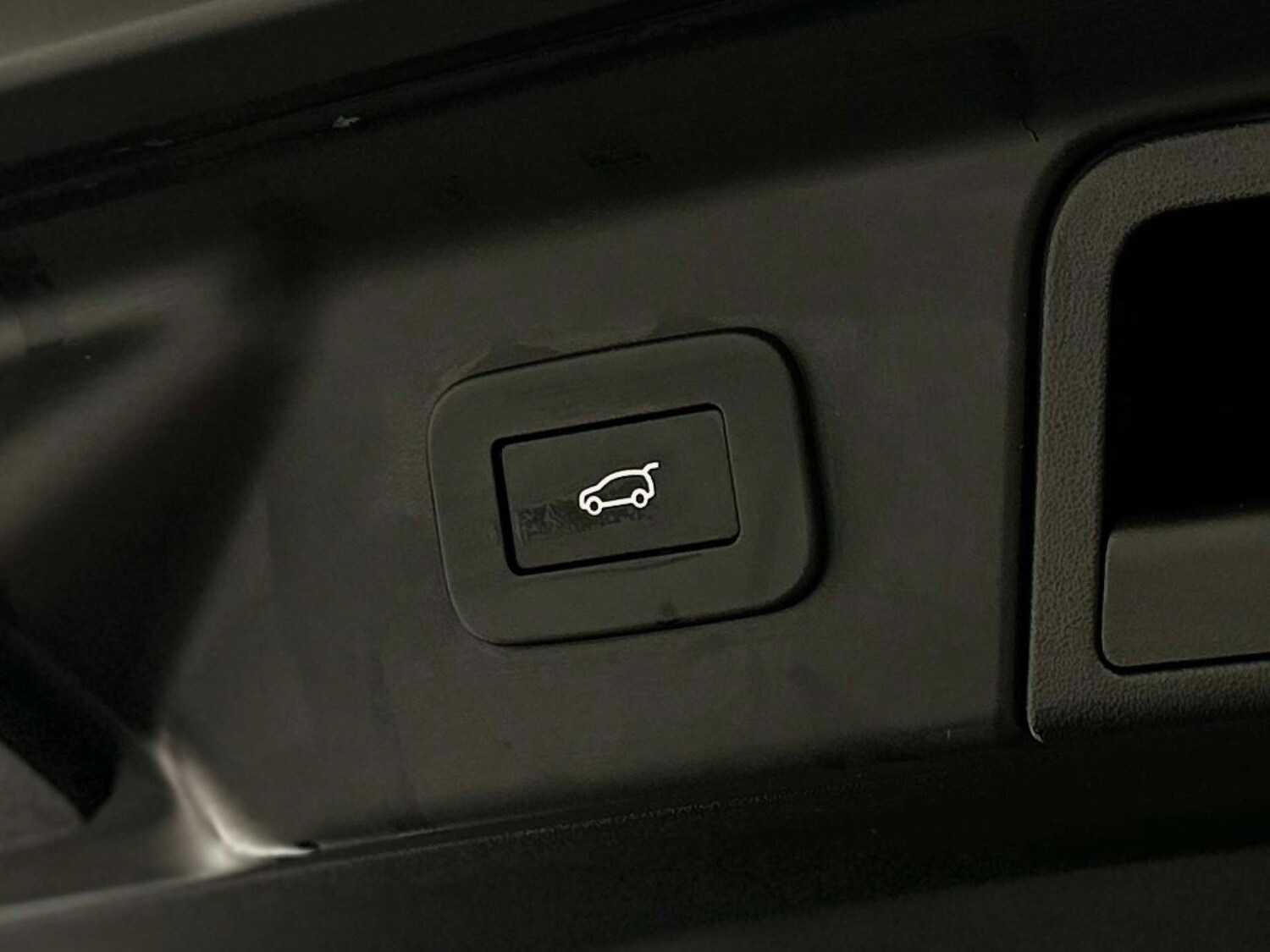 Used Land Rover Range Rover Velar 2023 for sale - 77211853: Photo 31