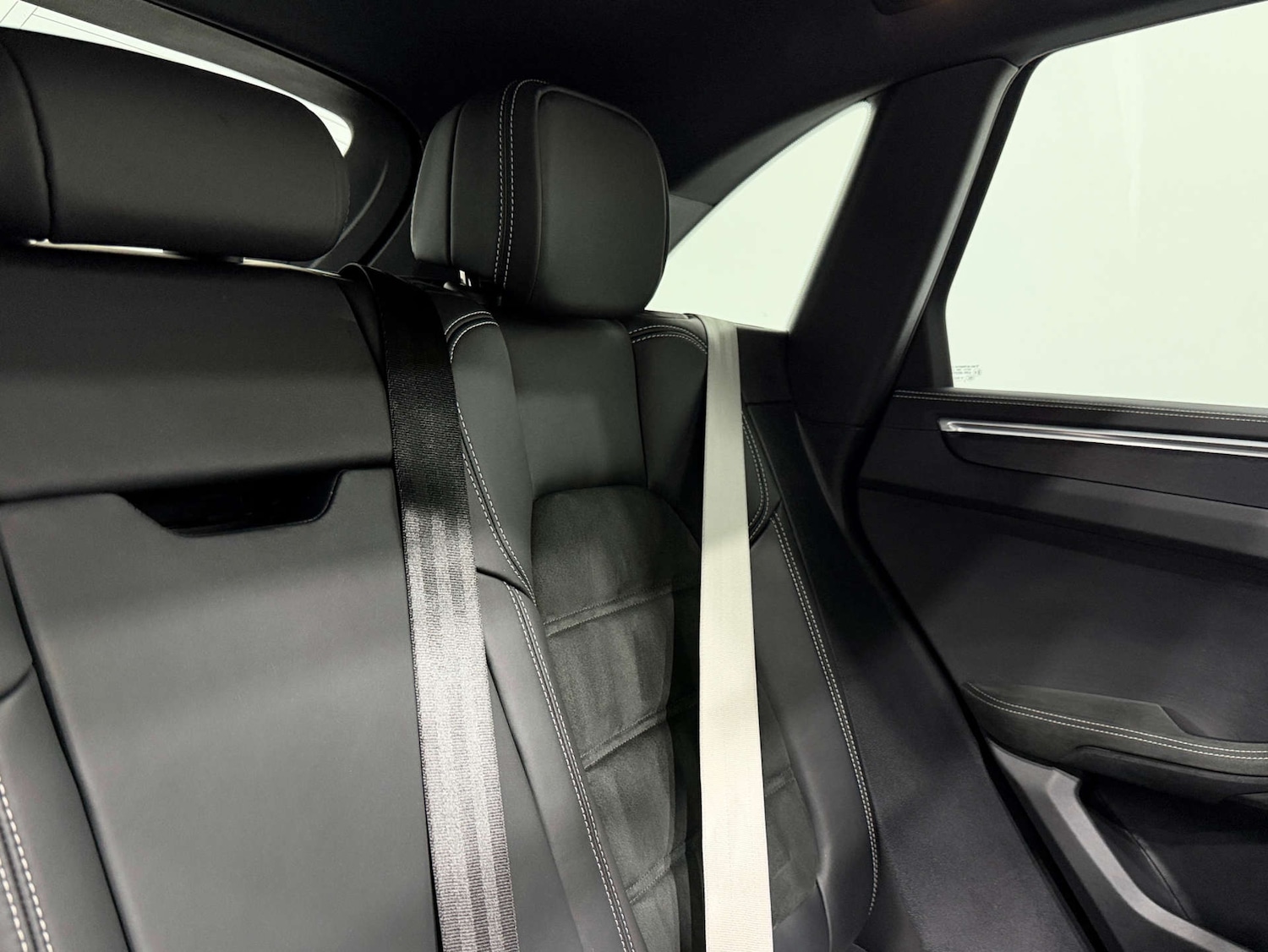 Used Porsche Macan 2022 for sale - 76910573: Photo 17