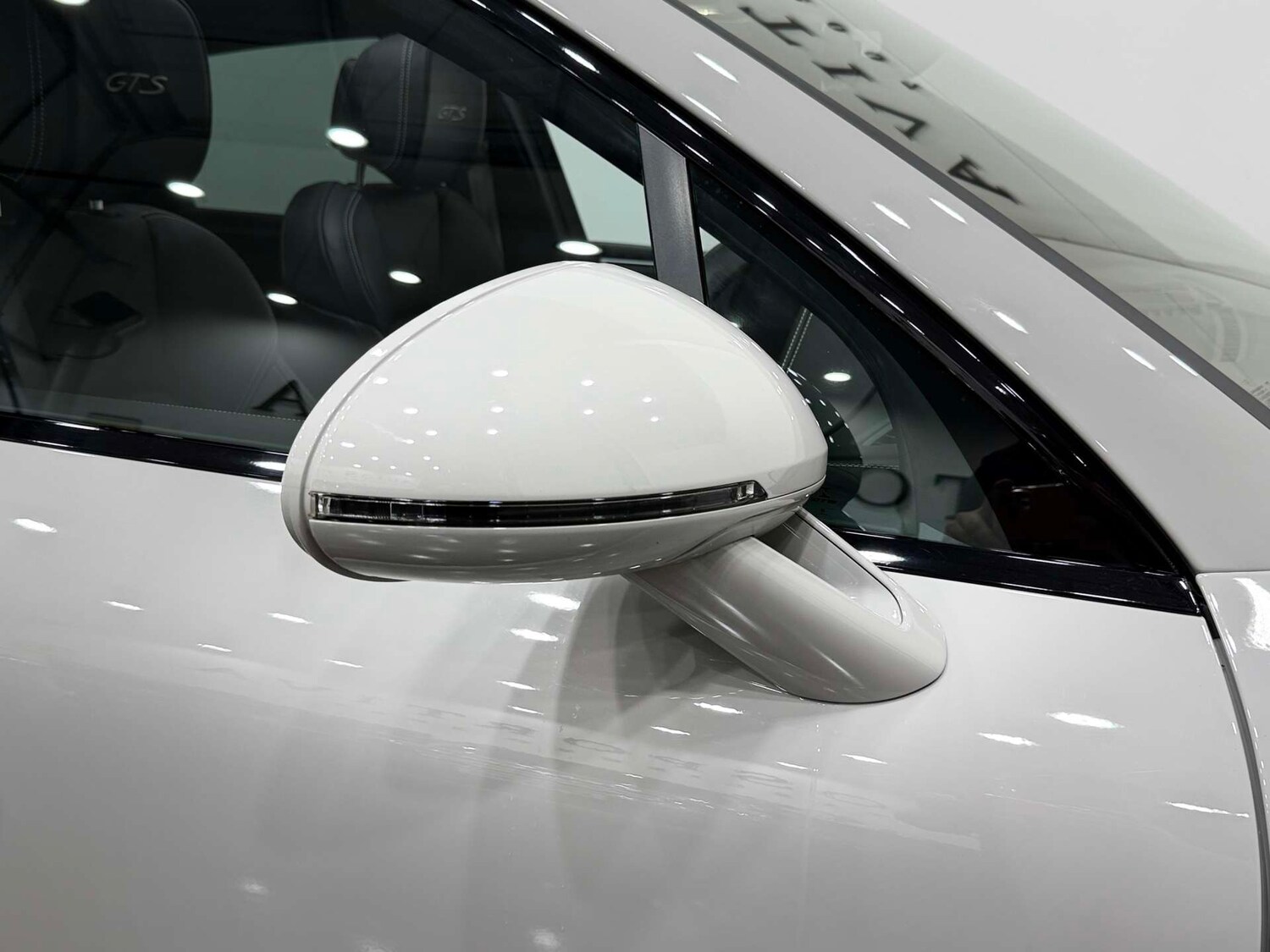 Used Porsche Macan 2022 for sale - 76910573: Photo 32