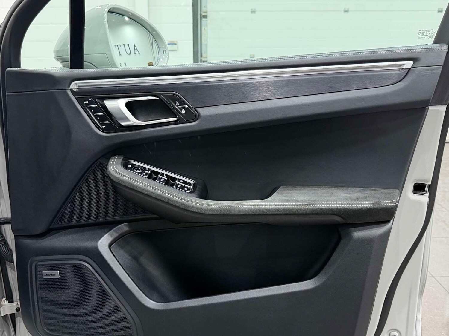 Used Porsche Macan 2022 for sale - 76910573: Photo 38