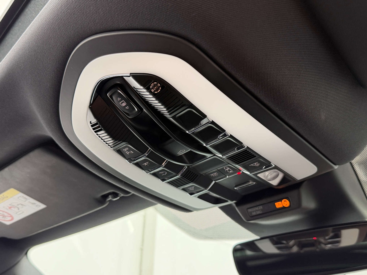 Used Porsche Macan 2022 for sale - 76910573: Photo 42