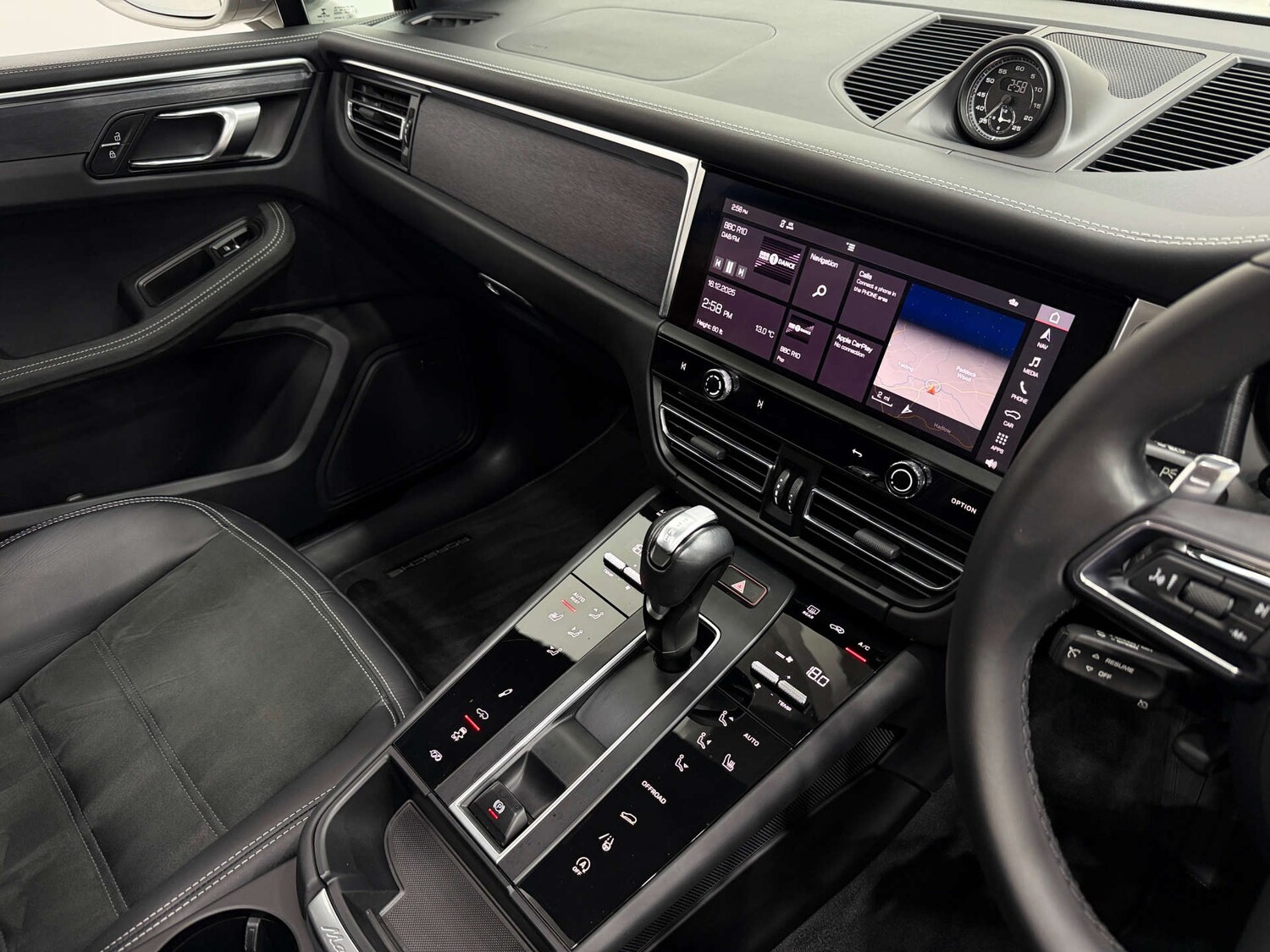 Used Porsche Macan 2022 for sale - 76910573: Photo 45