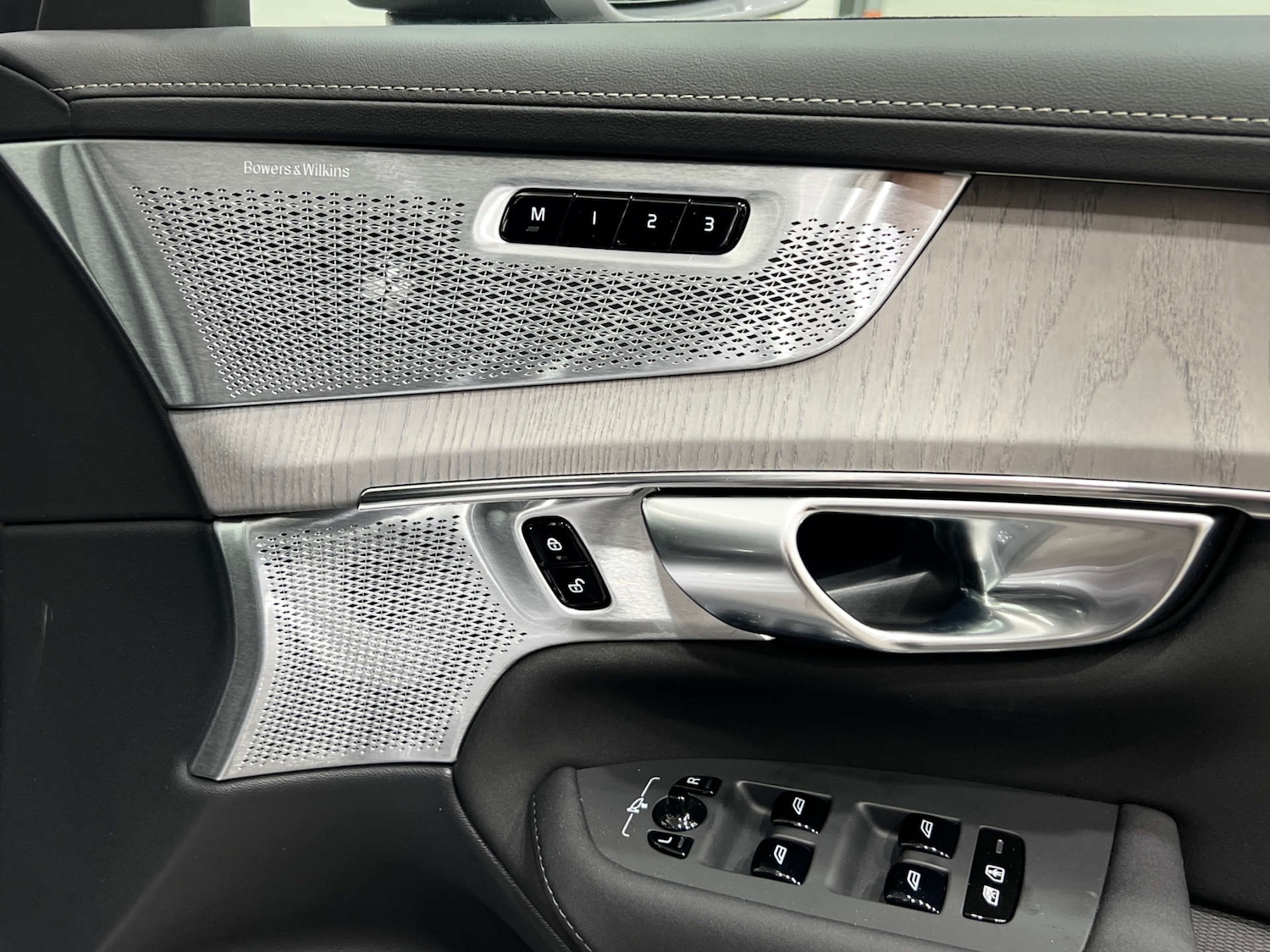 Used Volvo XC90 2025 for sale - 76830065: Photo 43