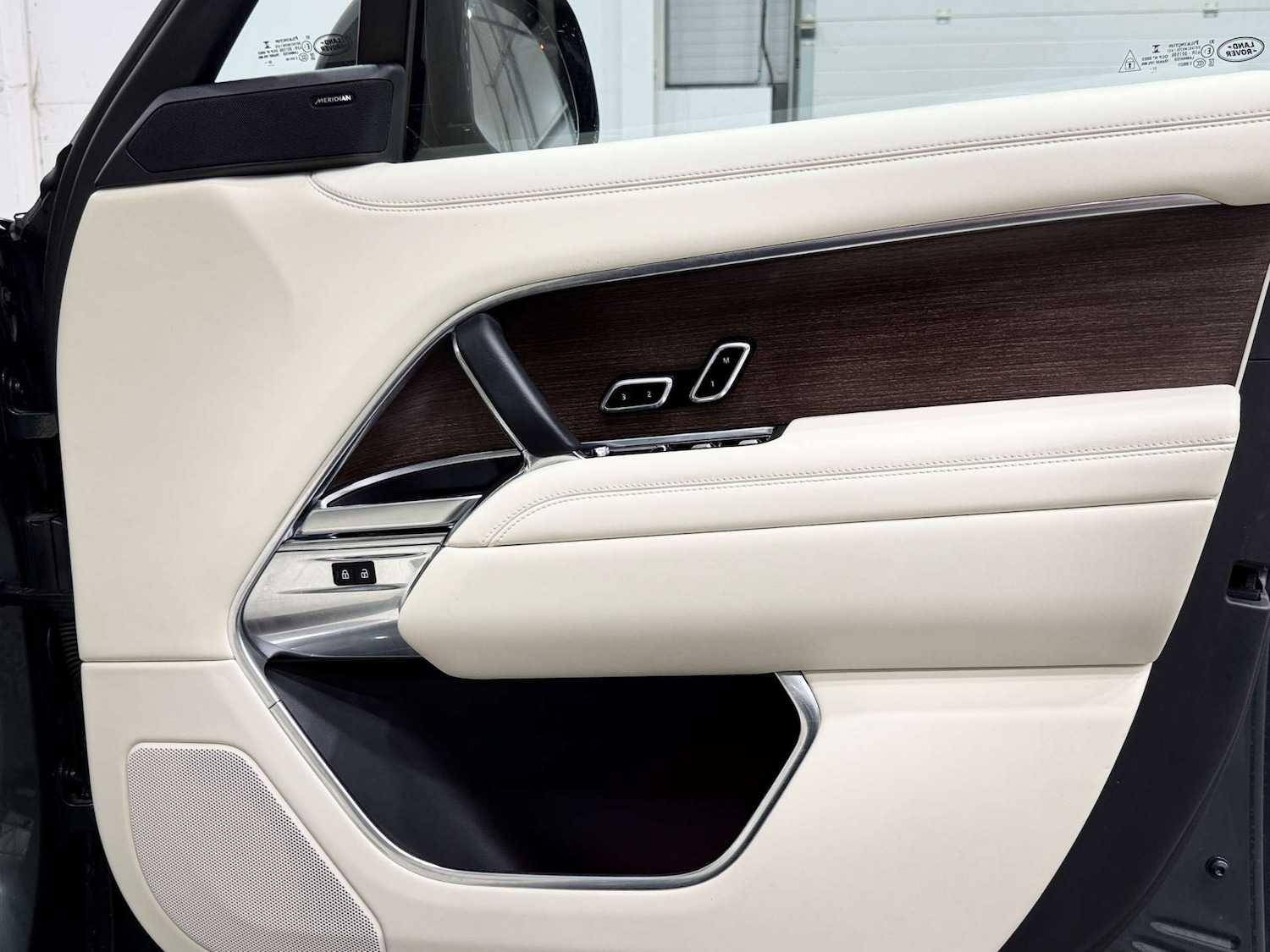 Used Land Rover Range Rover 2023 for sale - 77833929: Photo 40