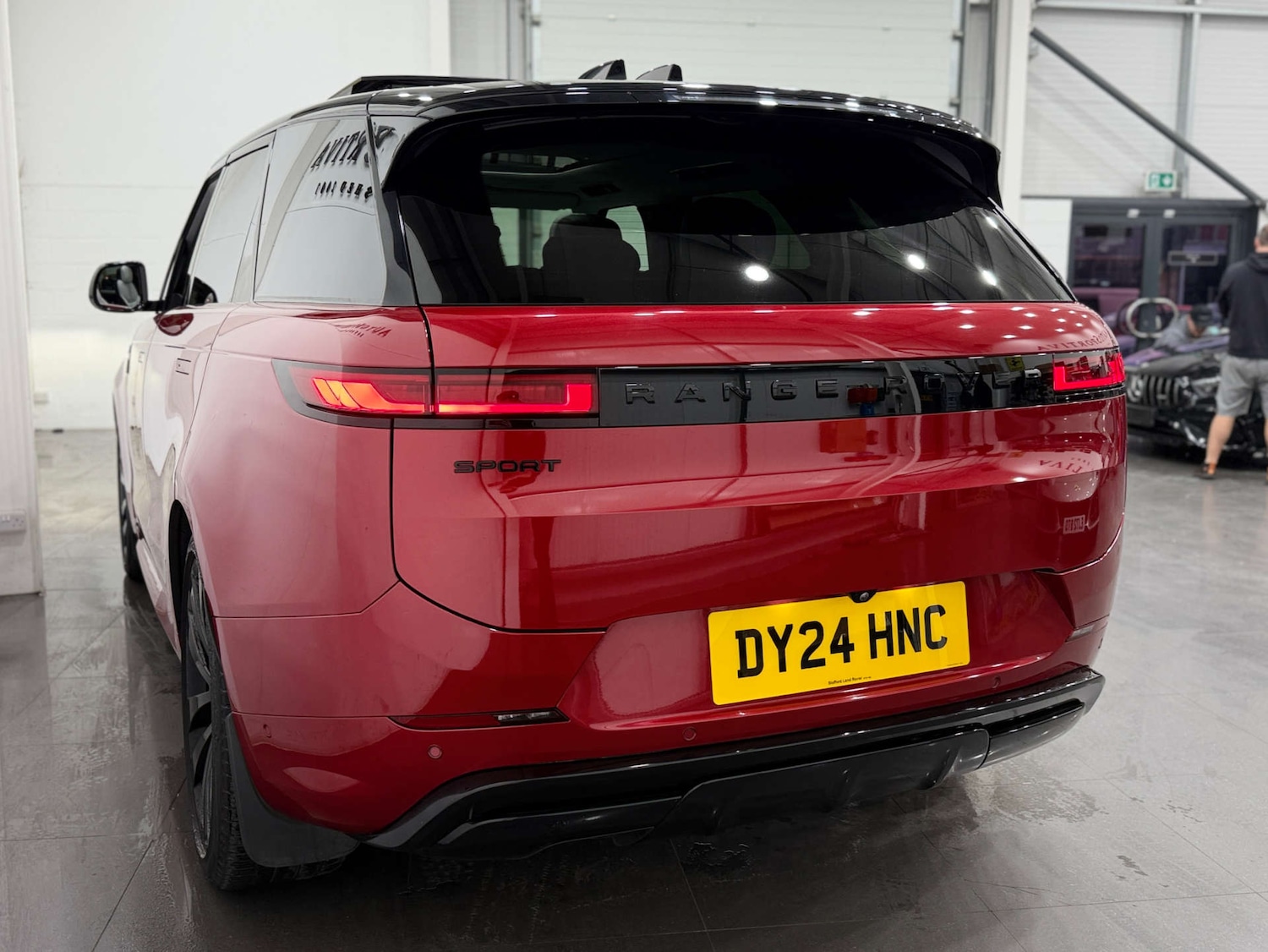 Used Land Rover Range Rover Sport 2024 for sale - 77833953: Photo 11