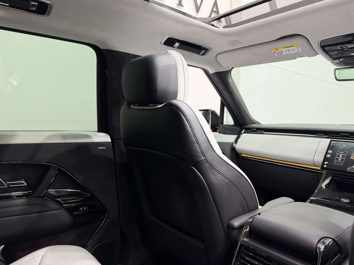 Used Land Rover Range Rover Sport 2024 for sale - 77833953: Photo 19