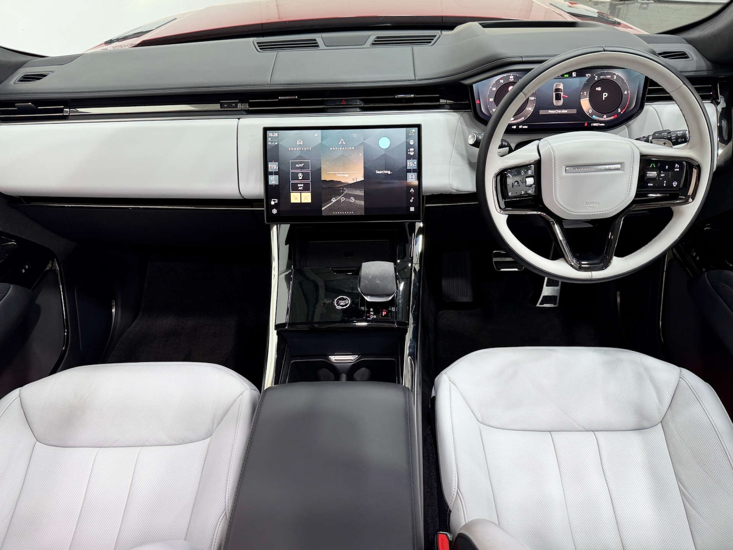 Used Land Rover Range Rover Sport 2024 for sale - 77833953: Photo 22