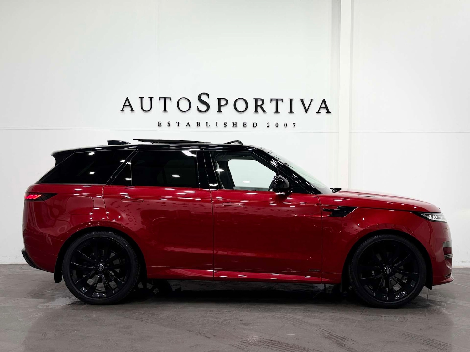 Used Land Rover Range Rover Sport 2024 for sale - 77833953: Photo 7