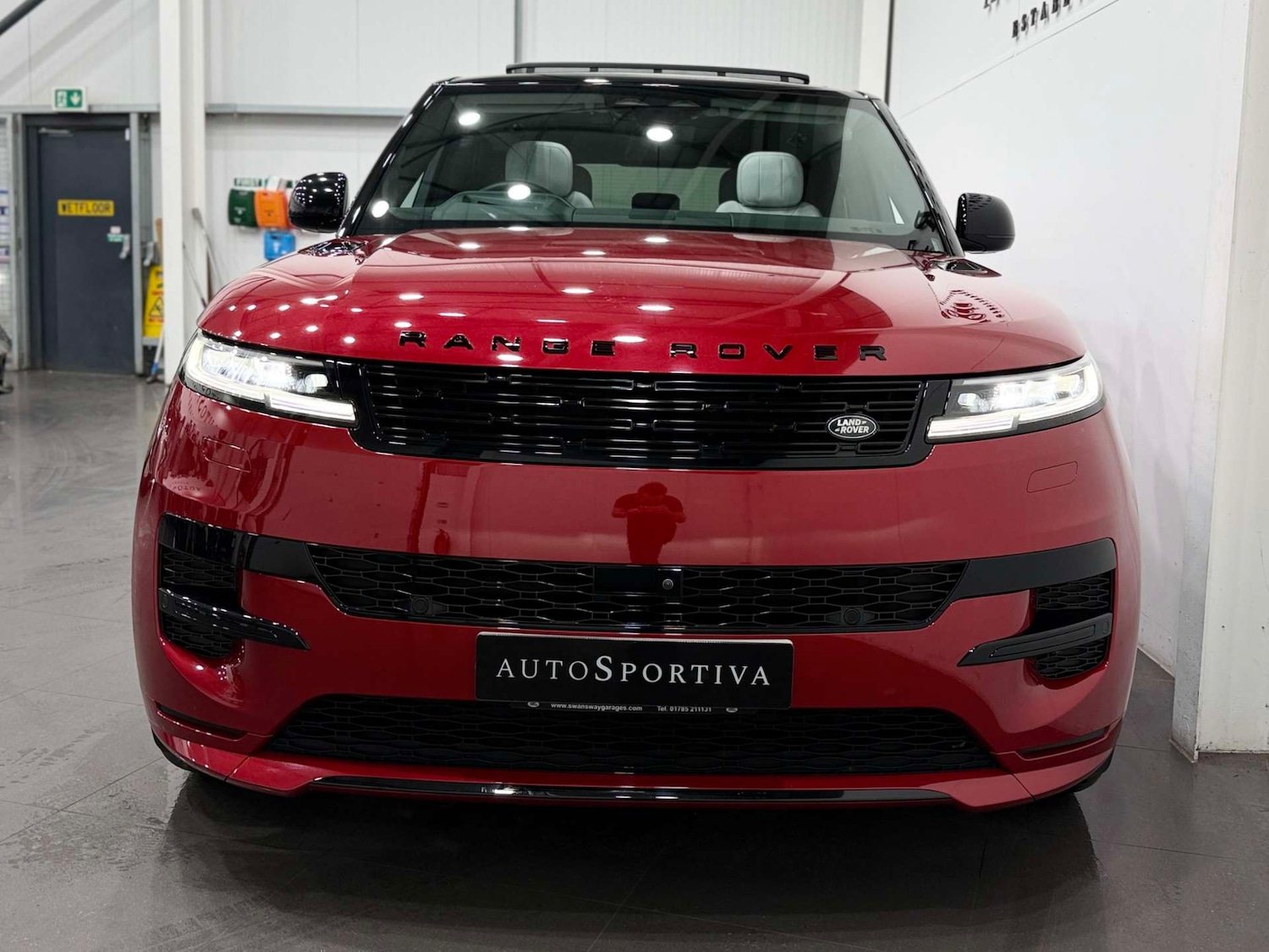 Used Land Rover Range Rover Sport 2024 for sale - 77833953: Photo 9