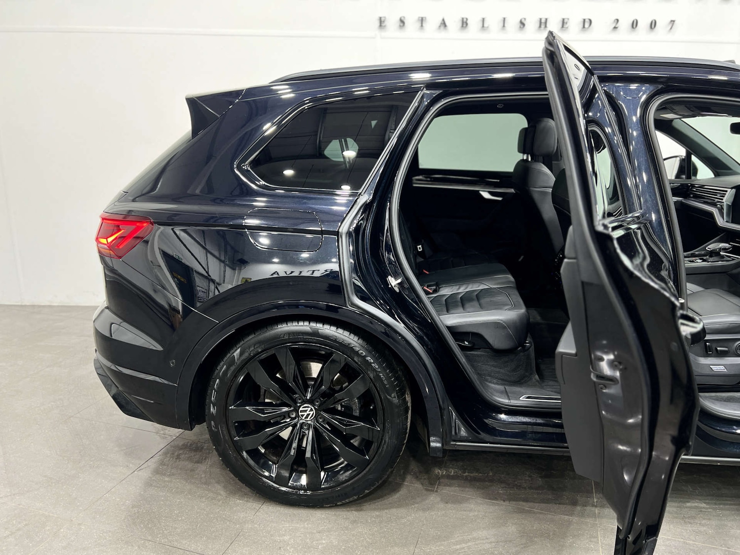 Used Volkswagen Touareg 2023 for sale - 76422511: Photo 20