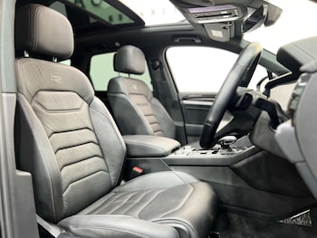 Used Volkswagen Touareg 2023 for sale - 76422511: Photo