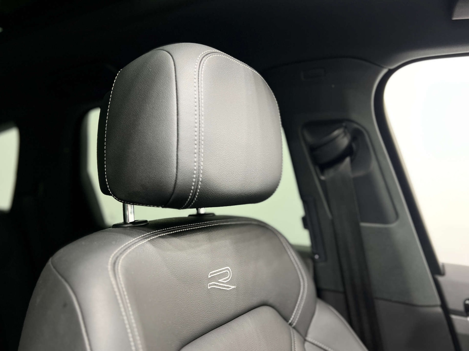 Used Volkswagen Touareg 2023 for sale - 76422511: Photo 40