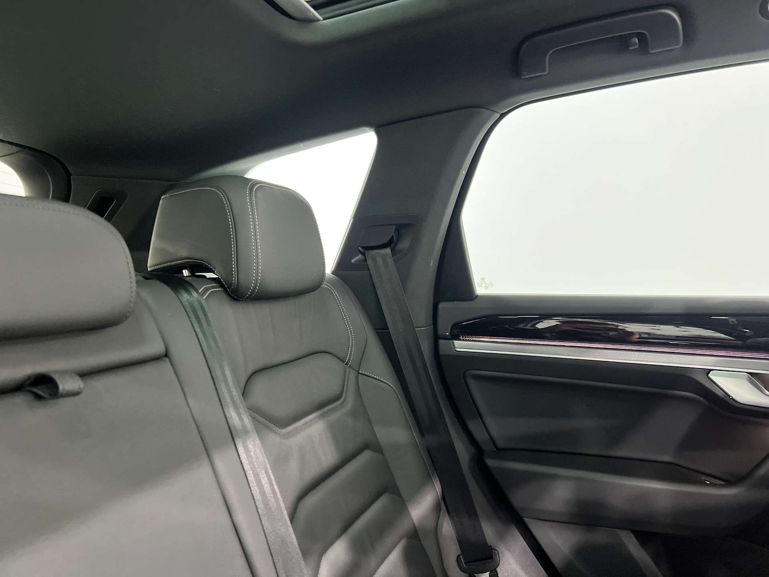 Used Volkswagen Touareg 2023 for sale - 76422511: Photo 43