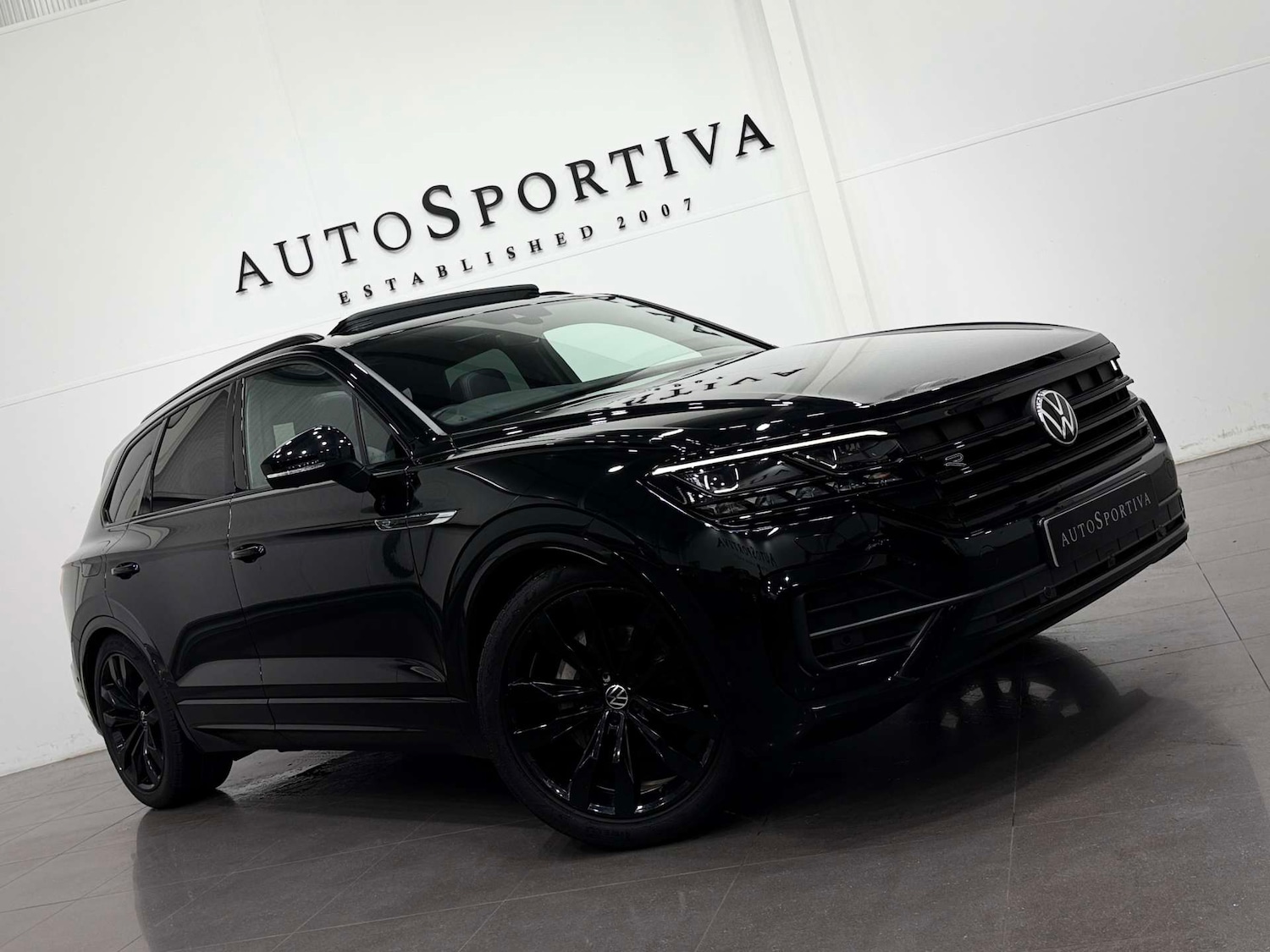 Used Volkswagen Touareg 2023 for sale - 76422511: Photo 50