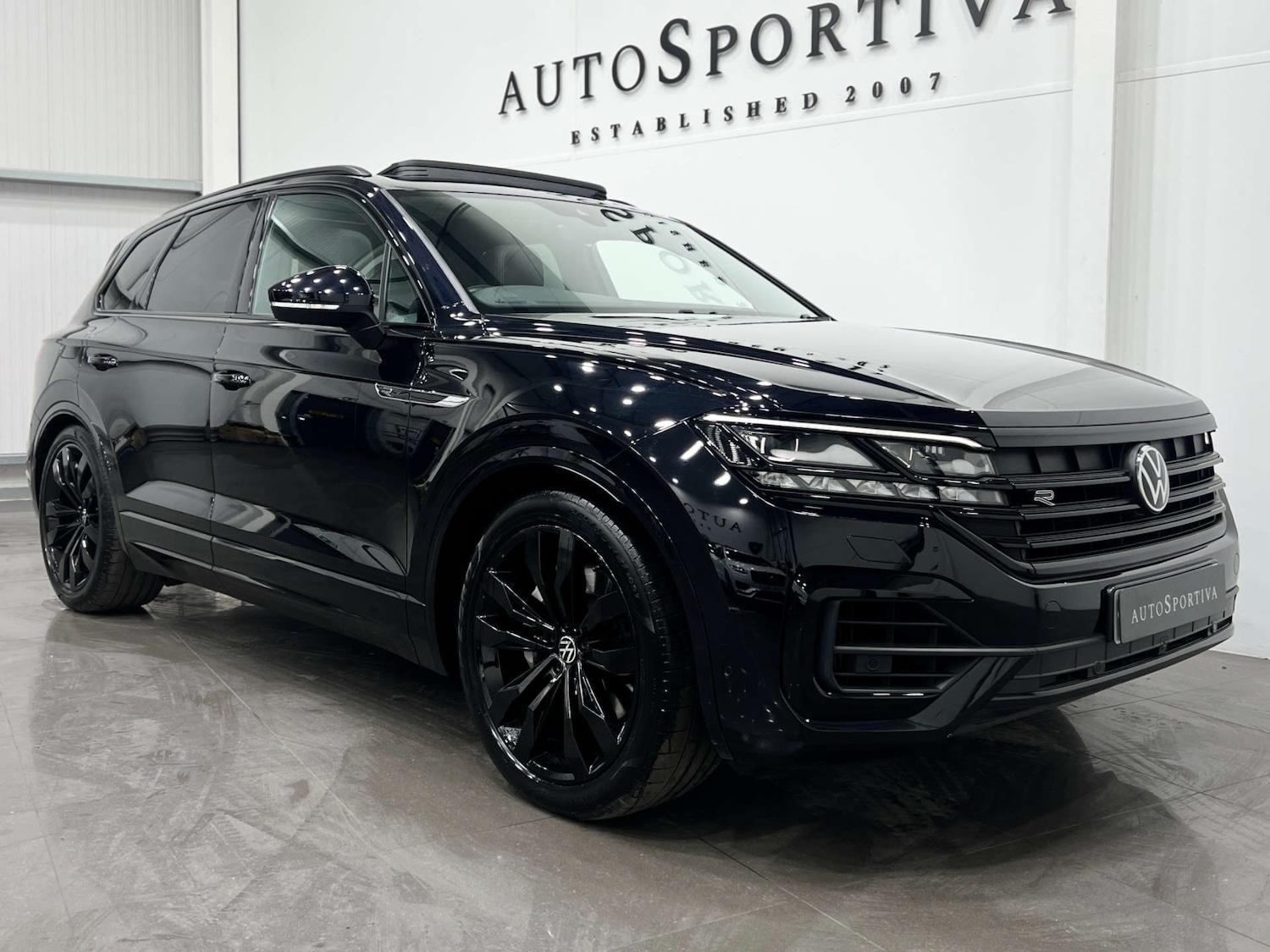 Used Volkswagen Touareg 2023 for sale - 76422511: Photo 7