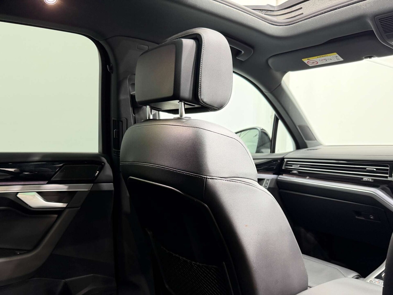 Used Volkswagen Touareg 2021 for sale - 76462102: Photo 19