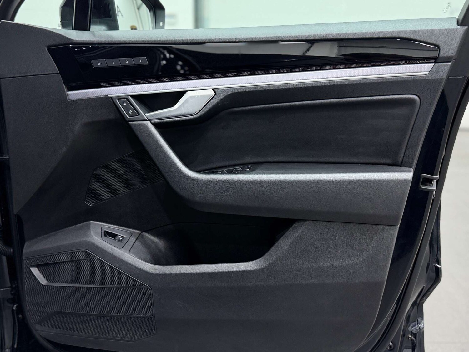 Used Volkswagen Touareg 2021 for sale - 76462102: Photo 39