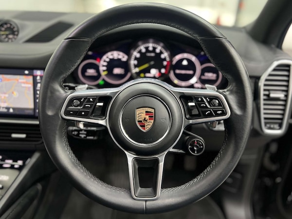 Used Porsche Cayenne 2020 for sale - 76080221: Photo 17