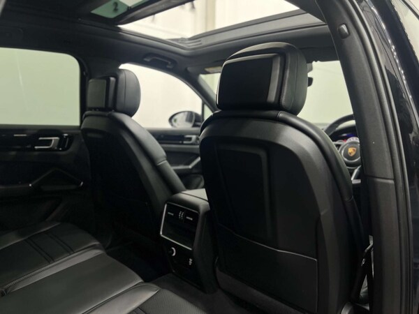Used Porsche Cayenne 2020 for sale - 76080221: Photo 20