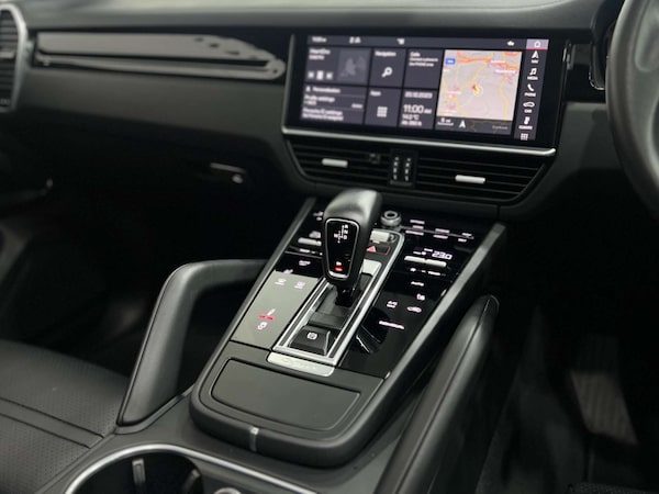 Used Porsche Cayenne 2020 for sale - 76080221: Photo 33