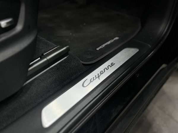 Used Porsche Cayenne 2020 for sale - 76080221: Photo 38