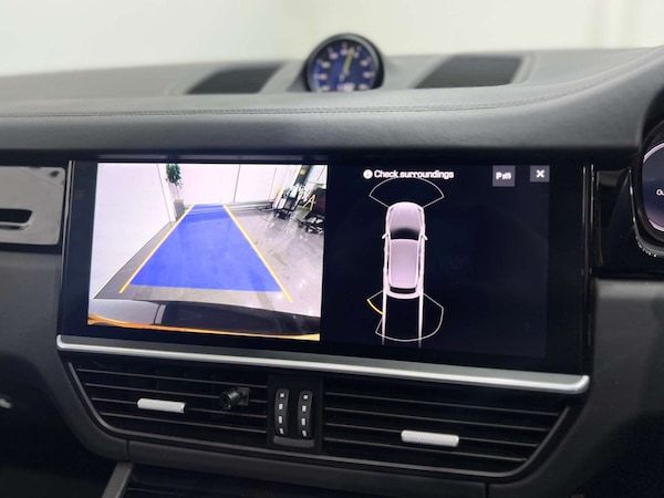 Used Porsche Cayenne 2020 for sale - 76080221: Photo 41