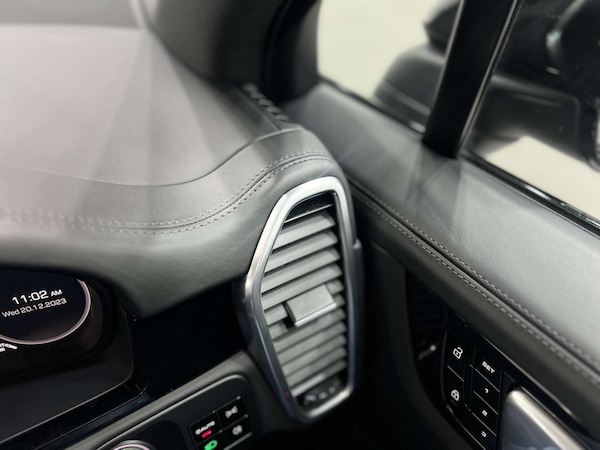 Used Porsche Cayenne 2020 for sale - 76080221: Photo 47