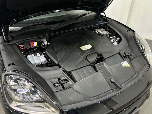 Used Porsche Cayenne 2020 for sale - 76080221: Photo 48