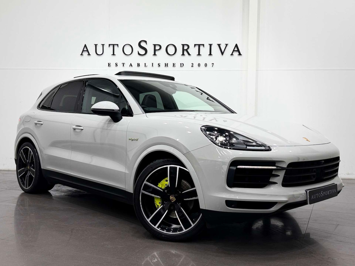 Used Porsche Cayenne 2022 for sale - 76951447: Photo 1