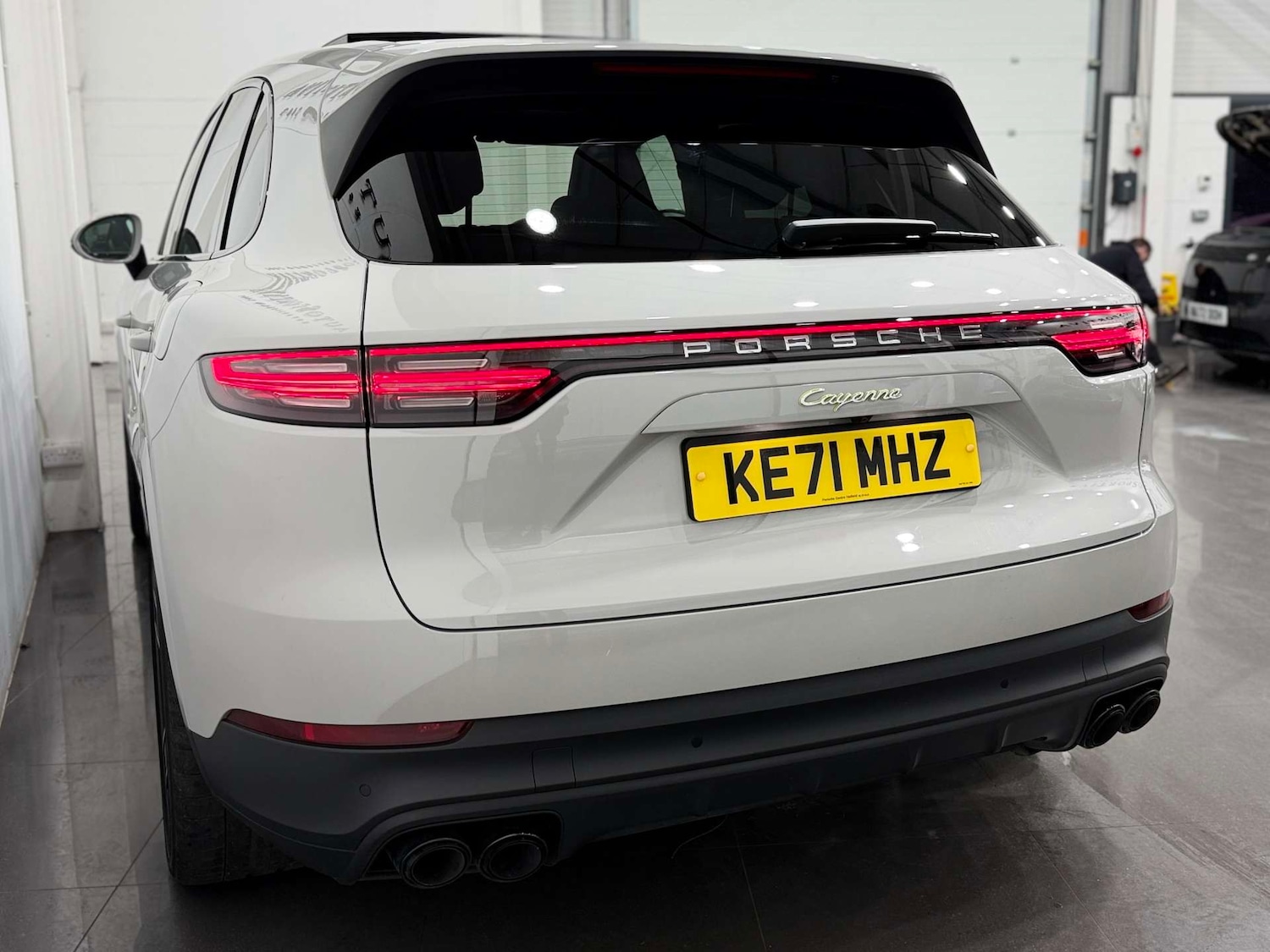 Used Porsche Cayenne 2022 for sale - 76951447: Photo 11