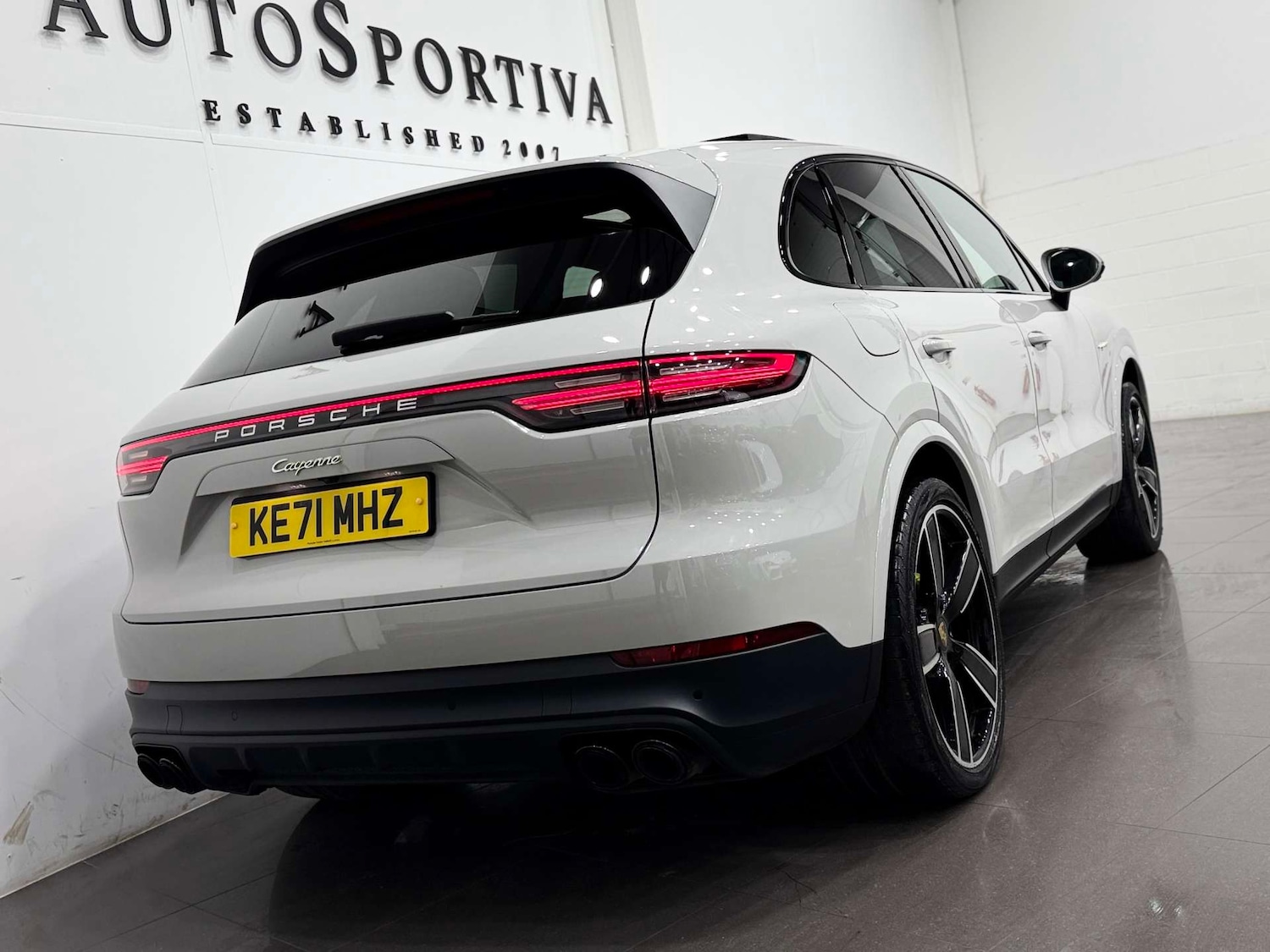 Used Porsche Cayenne 2022 for sale - 76951447: Photo 27