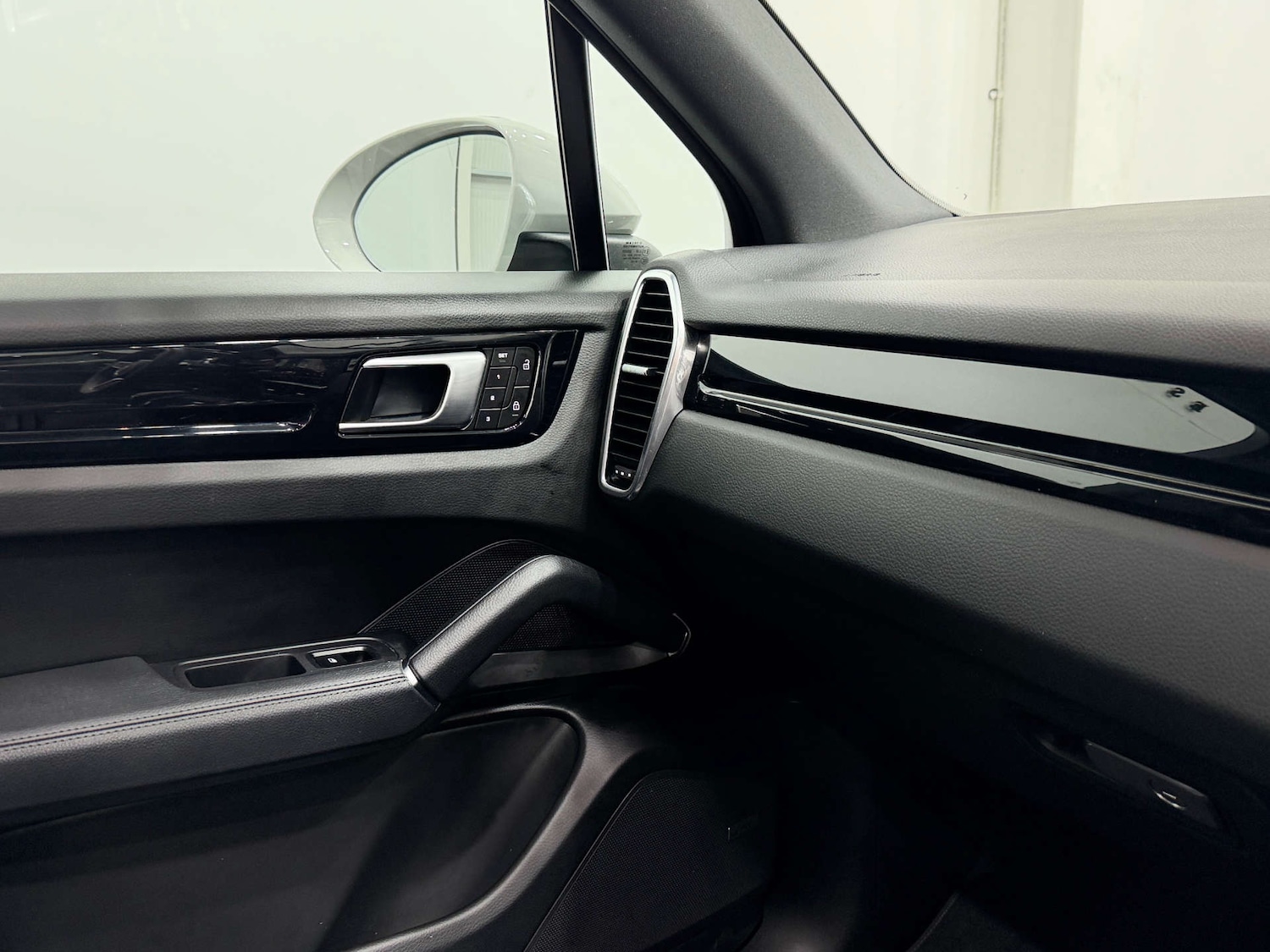 Used Porsche Cayenne 2022 for sale - 76951447: Photo 38