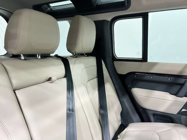 Used Land Rover Defender 2022 for sale - 76068169: Photo 20