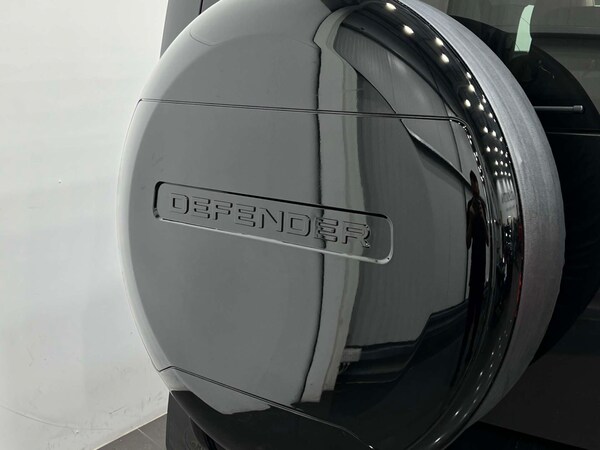 Used Land Rover Defender 2022 for sale - 76068169: Photo 24