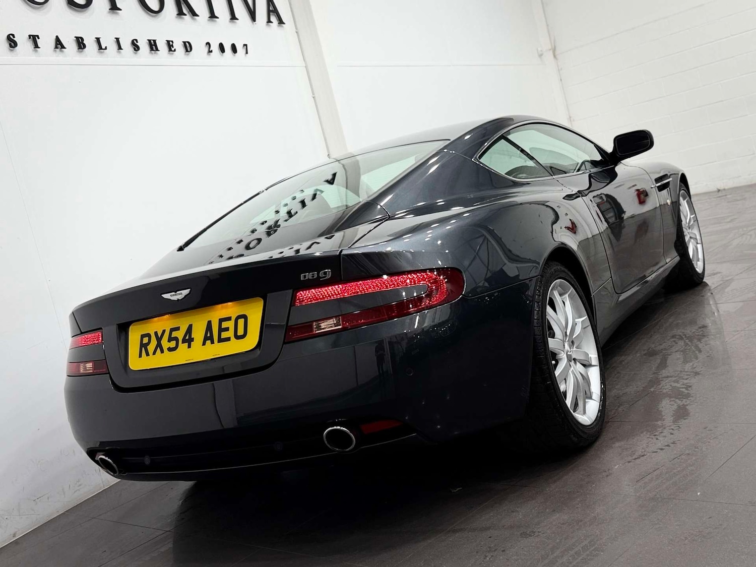 Used Aston Martin DB9 2004 for sale - 76576486: Photo 14