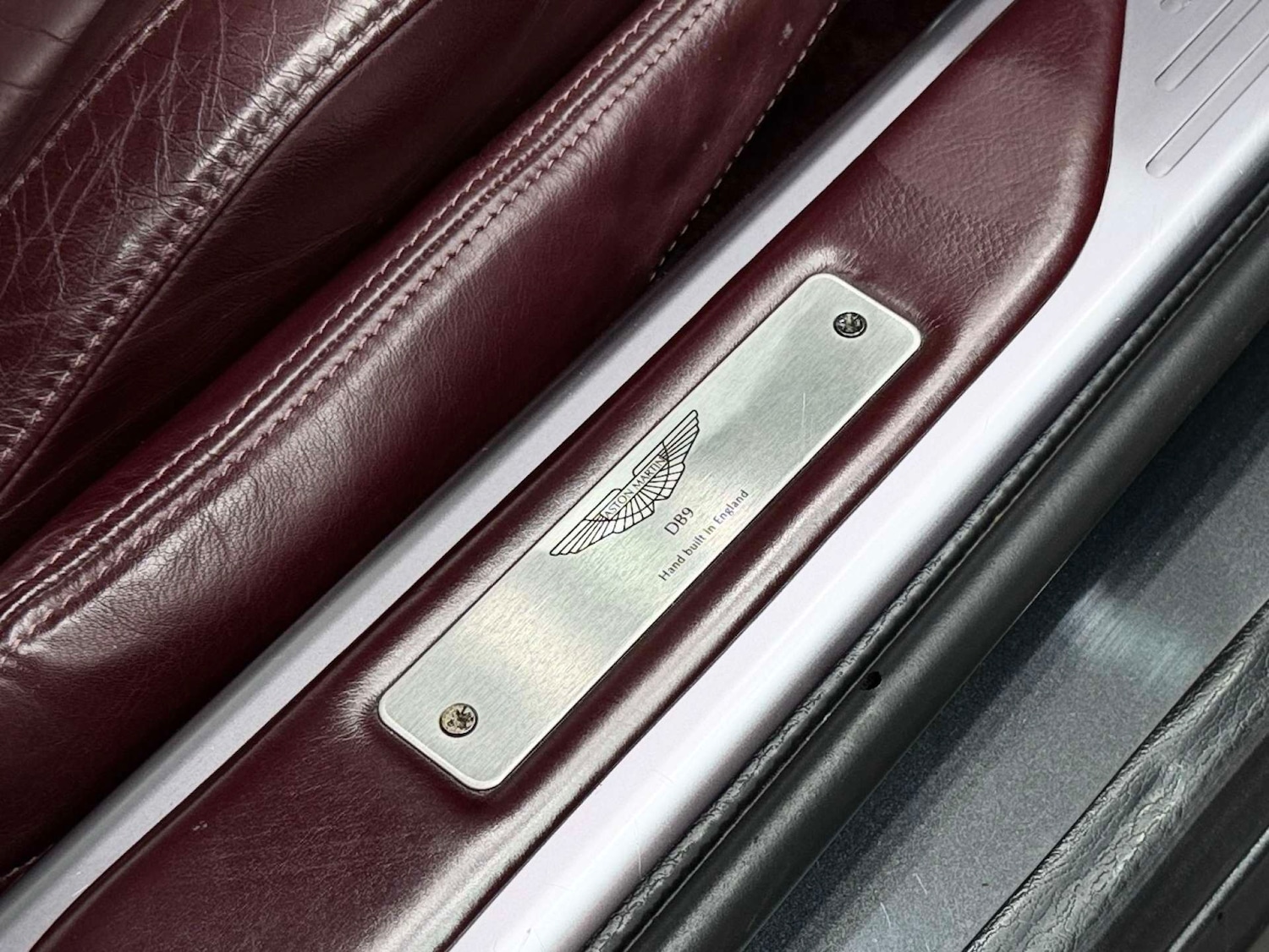 Used Aston Martin DB9 2004 for sale - 76576486: Photo 17