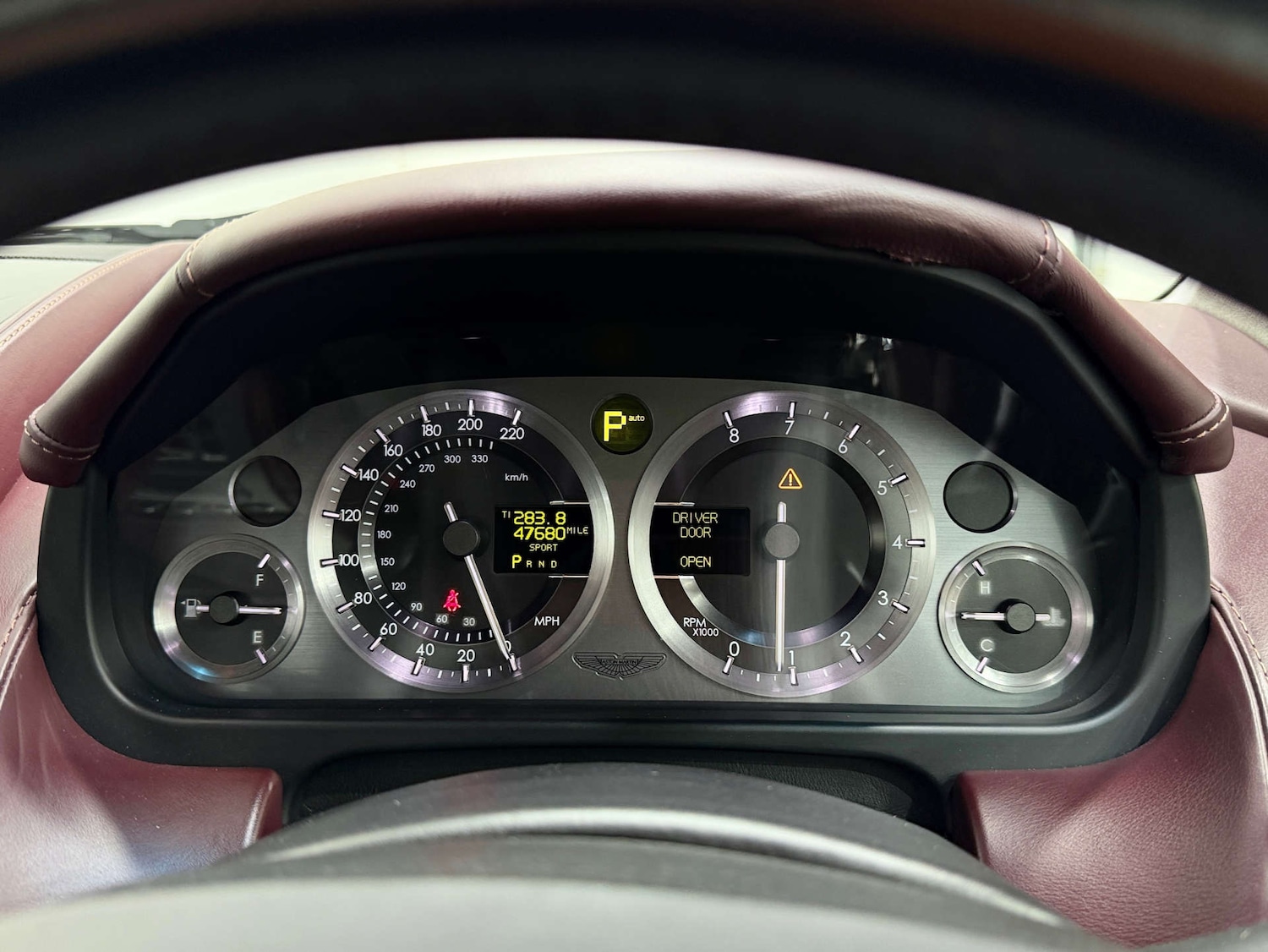 Used Aston Martin DB9 2004 for sale - 76576486: Photo 19