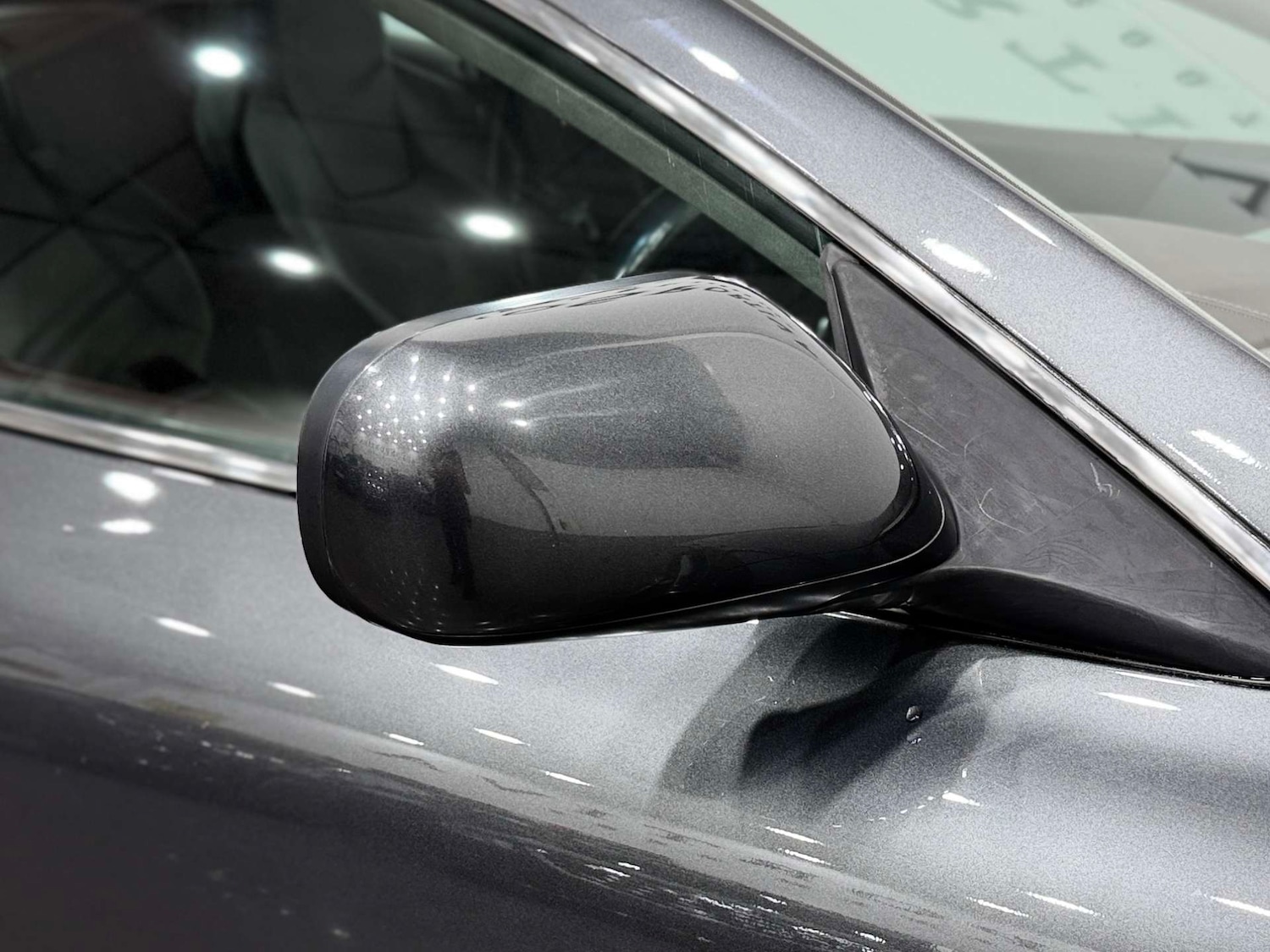 Used Aston Martin DB9 2004 for sale - 76576486: Photo 22