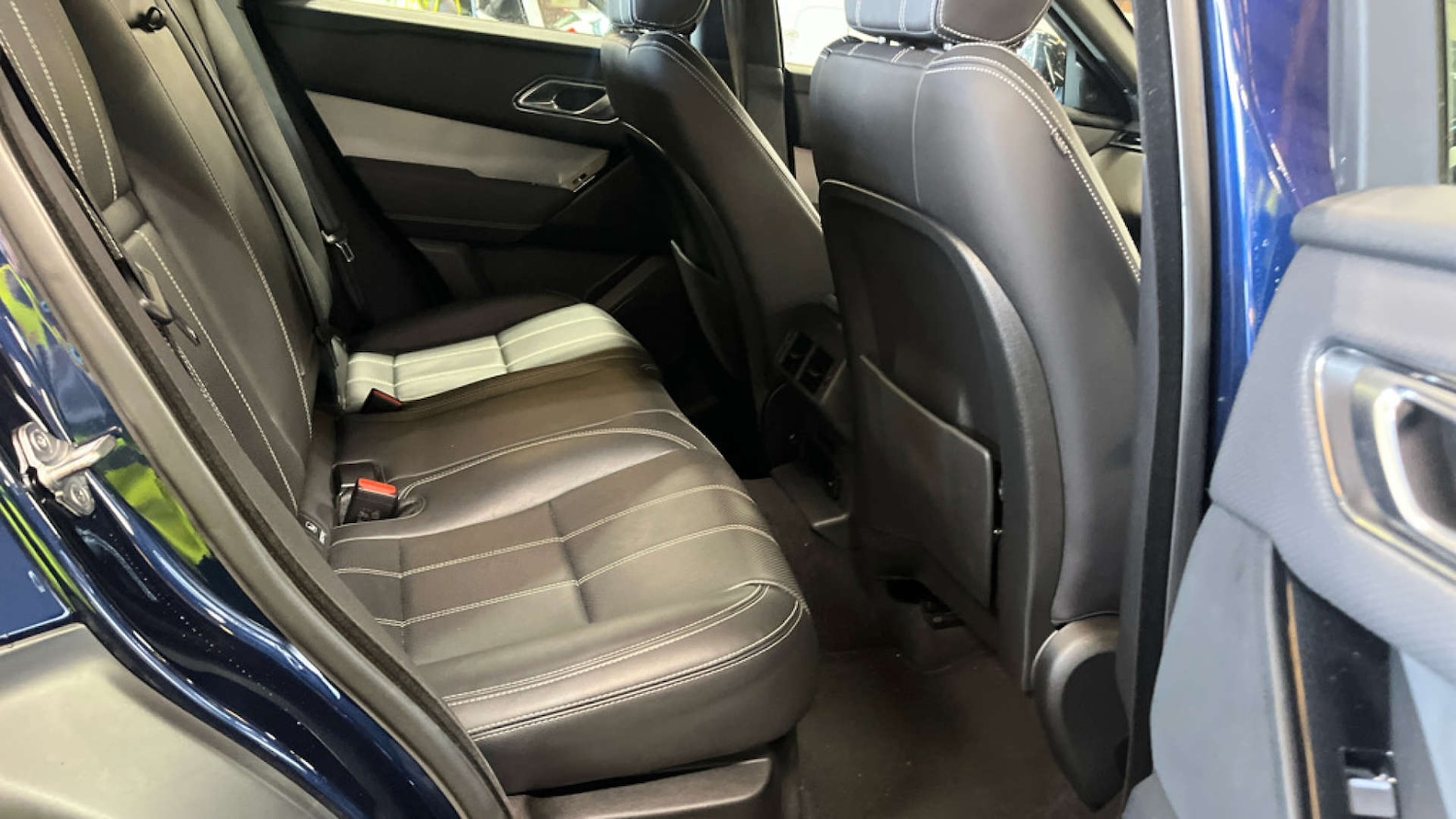 Used Land Rover Range Rover Velar 2022 for sale - 78031075: Photo 2