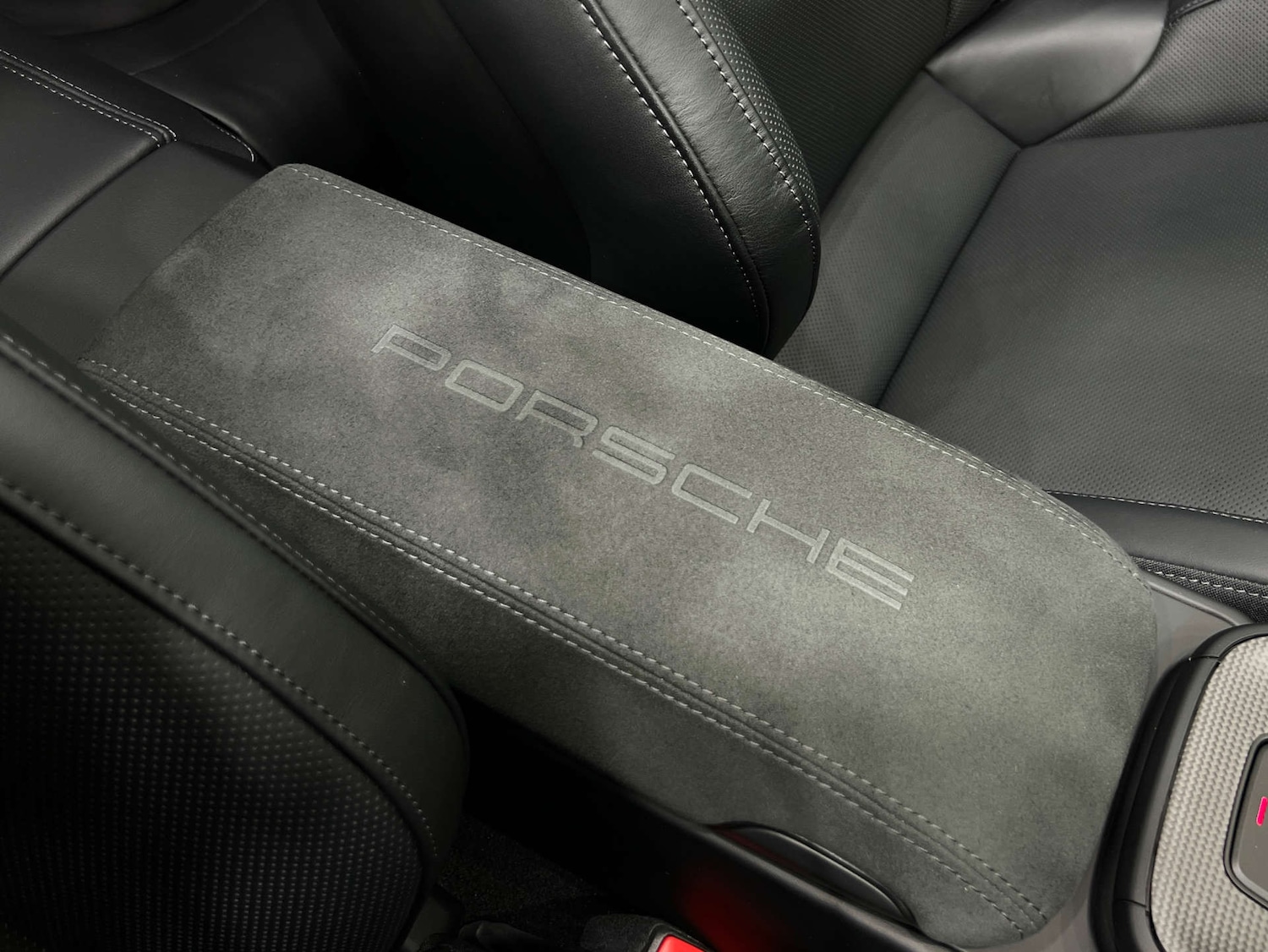 Used Porsche 911 2024 for sale - 75920712: Photo 42