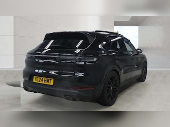 Used Porsche Cayenne 2024 for sale - 78873389: Photo