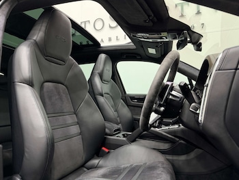 Used Porsche Cayenne 2021 for sale - 78778755: Photo